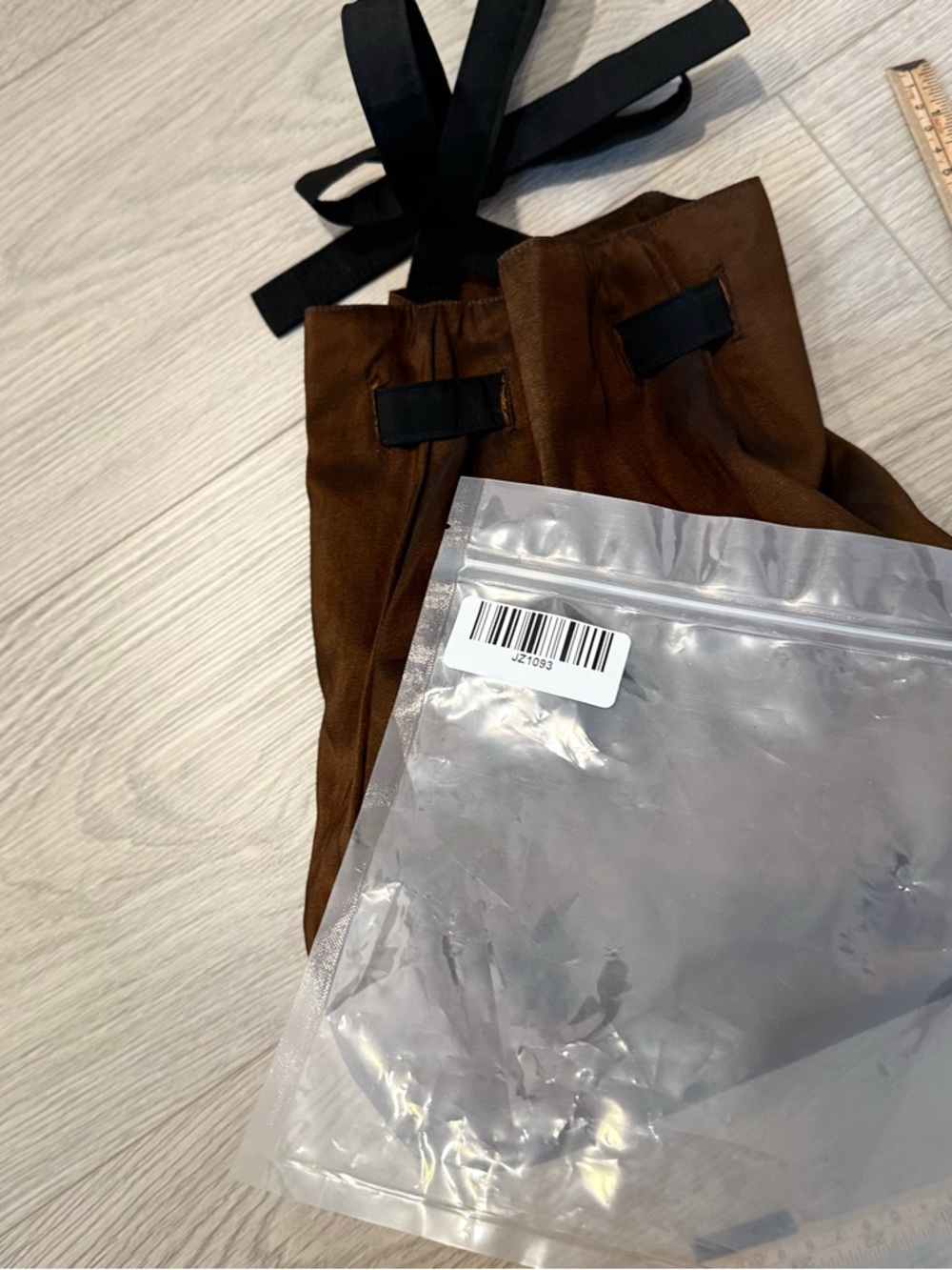Everyday Brown Drawstring Shoulder Bag - Picture 8 of 9
